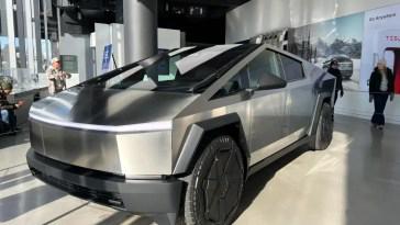 Tesla Cybertruck gets off-road accessories from Unplugged